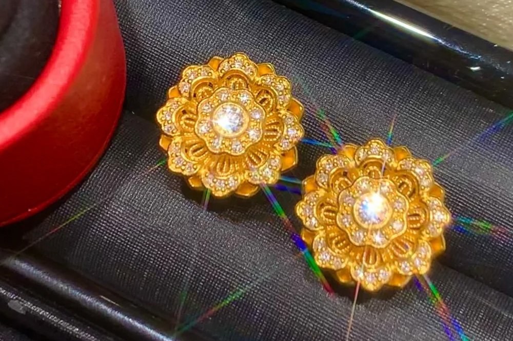 周生生变现避坑指南:跨越品牌溢价鸿沟,让闲置黄金回归真实价值