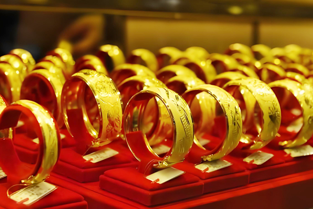金价冲破历史高位!北京正规回收渠道紧急提醒:卖黄金前先看这篇,别让真金白银缩水