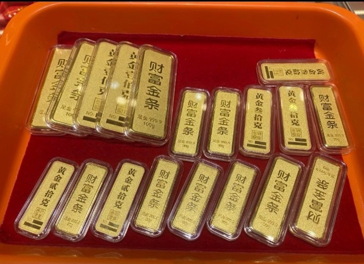 2026哈尔滨黄金回收怎么避坑?中央大街、哈西万达、远大、银泰城、万象城卖金认准奢小觅大盘金价无隐形扣费